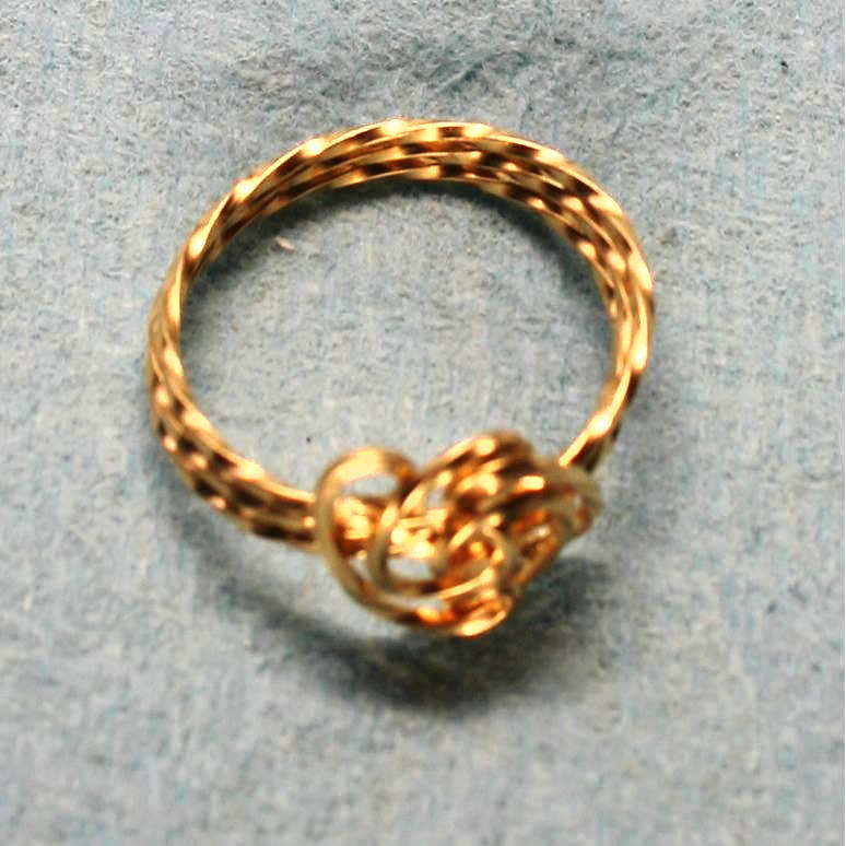 image of Knot Ring Rolled Gold 002